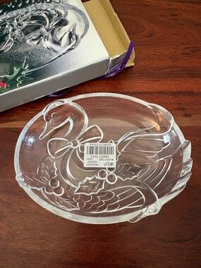Mikasa Christmas Holiday Goose Clear Glass Candy Trinket Sweet Dish WX037/502NEW